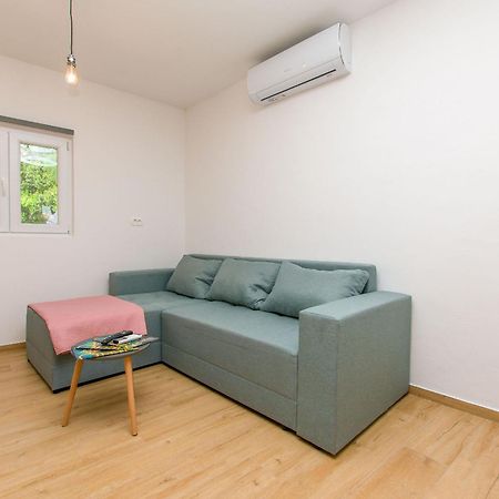 Apartment Petea Omiš Dış mekan fotoğraf