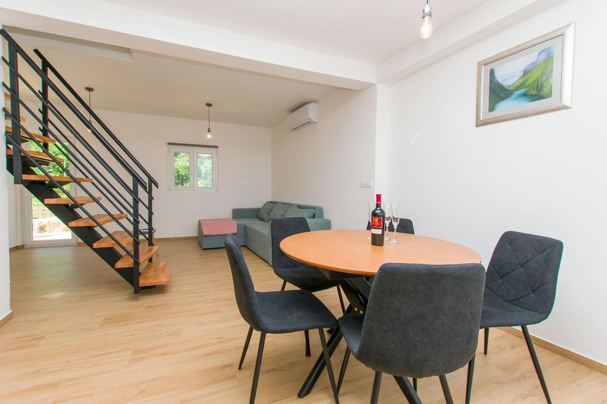 Apartment Petea Omiš Dış mekan fotoğraf