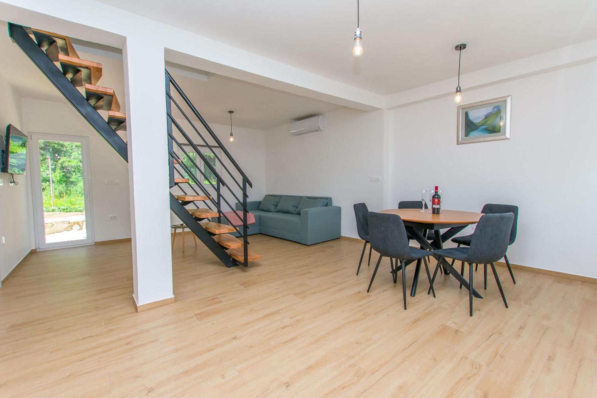 Apartment Petea Omiš Dış mekan fotoğraf