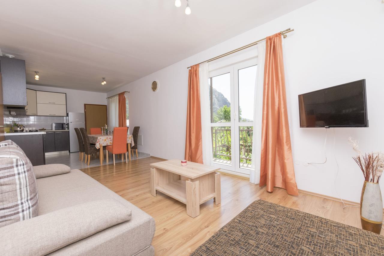 Apartment Petea Omiš Dış mekan fotoğraf