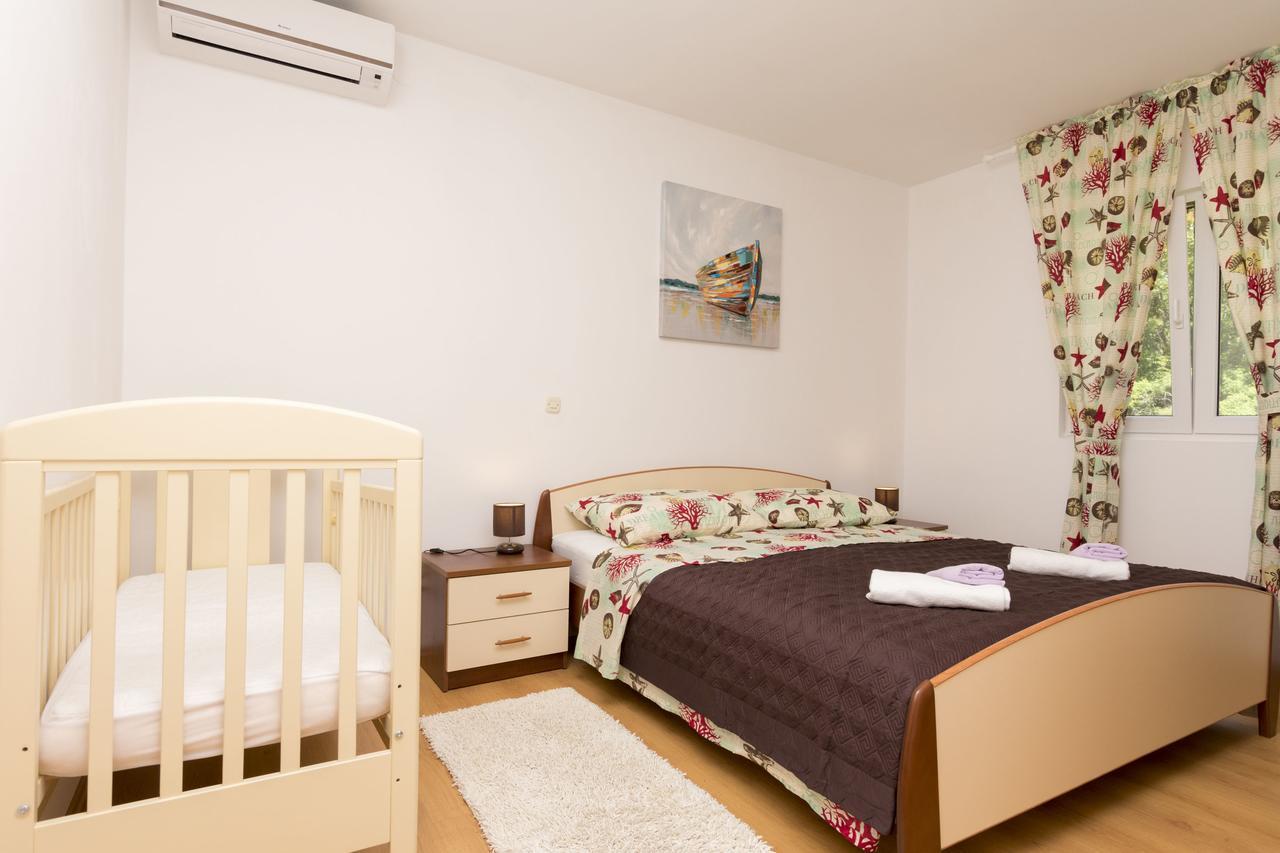 Apartment Petea Omiš Oda fotoğraf