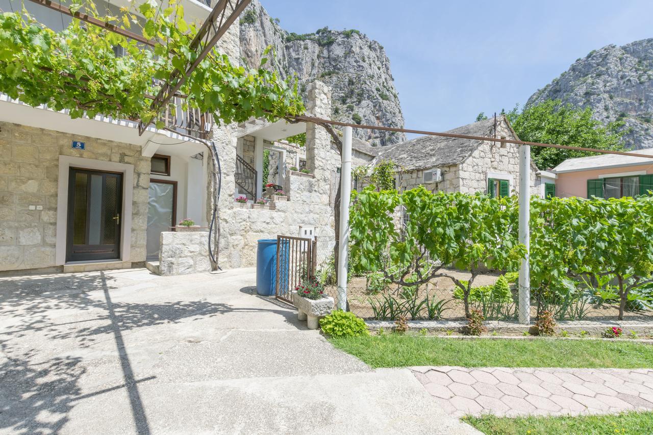 Apartment Petea Omiš Dış mekan fotoğraf